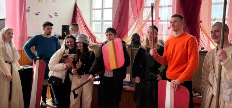 Прожити історію разом: як минув тиждень історичного факультету в Університеті Огієнка Прожити історію разом: як минув тиждень історичного факультету в Університеті Огієнка